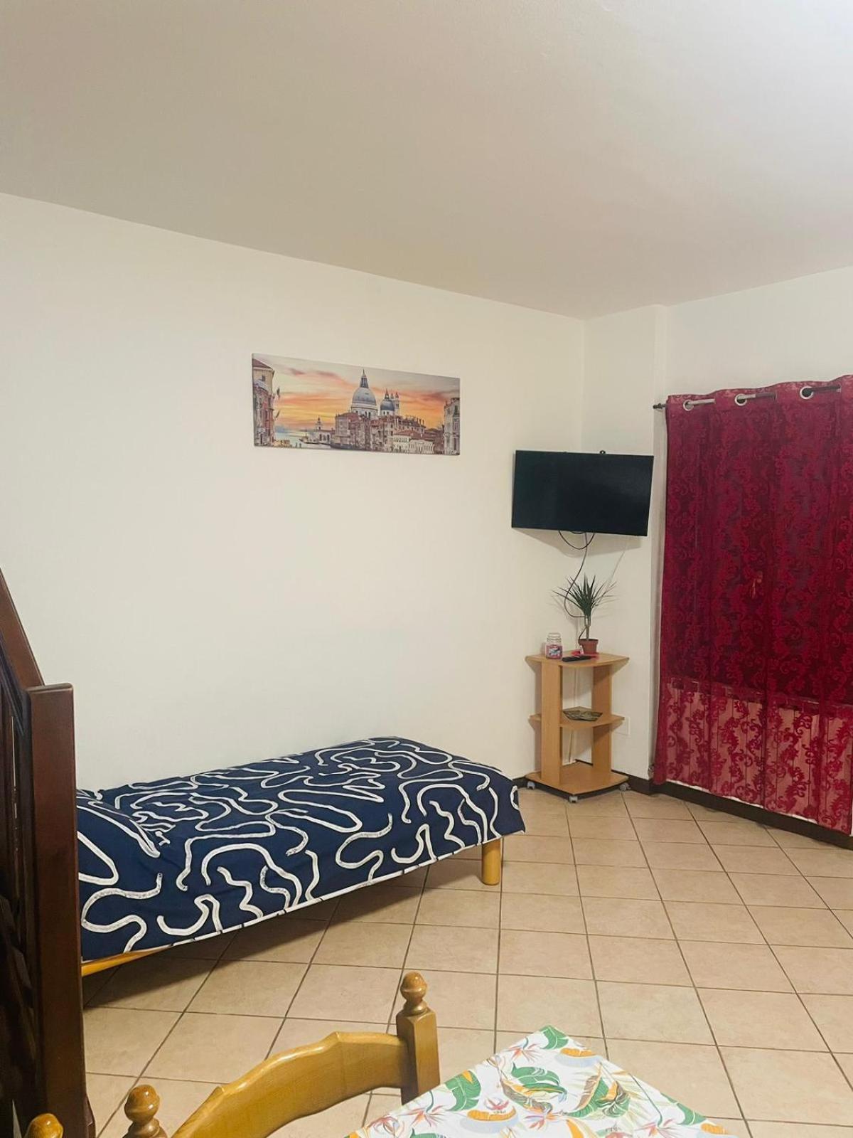 Private House In The Center Of Mestre Esterno foto