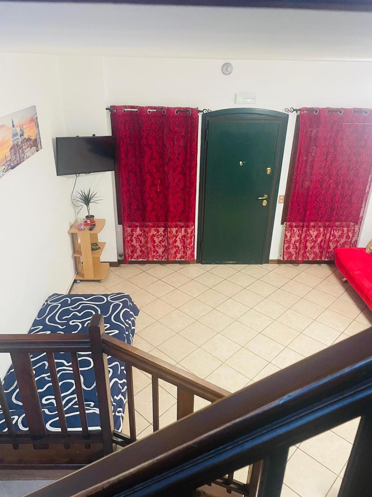 Private House In The Center Of Mestre Esterno foto